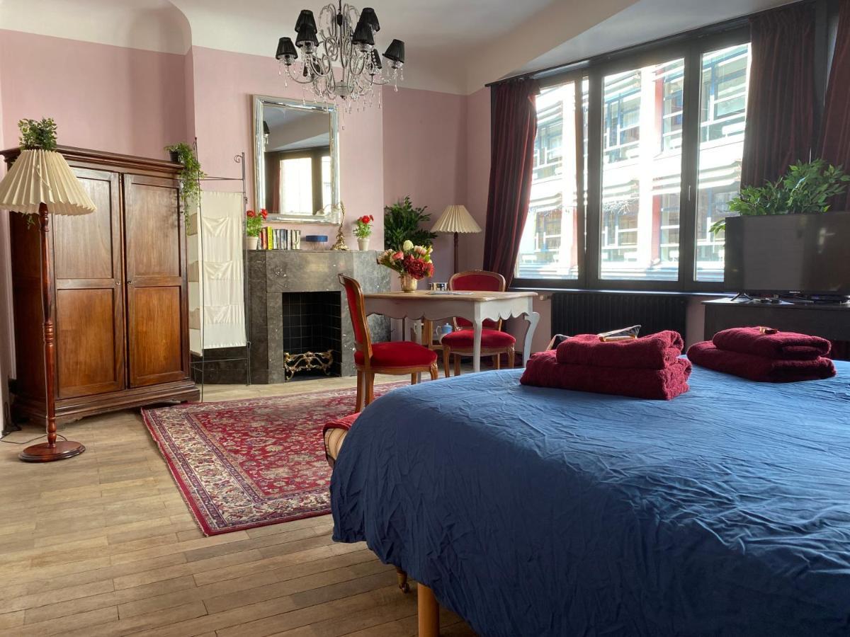 The Pink Studio - Exceptional Location In City Center - Unique & Elegant Leilighet Namur Eksteriør bilde